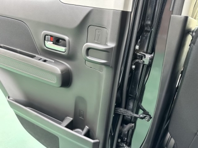 ワゴンRカスタムＺ(スズキ)届出済未使用車 内外装写真他