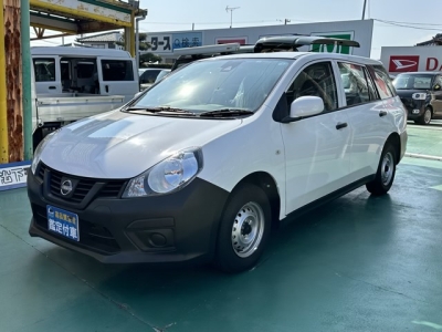 AD(ニッサン)中古車 前方