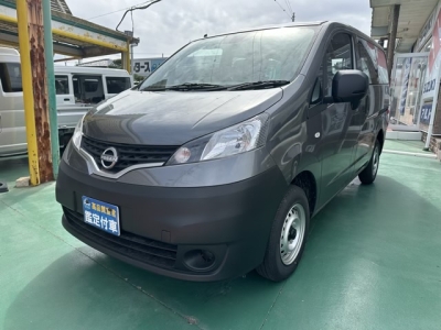 NV200バネットバン(ニッサン)レンタＵＰ 前方