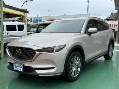 CX-8(マツダ)中古車 前方