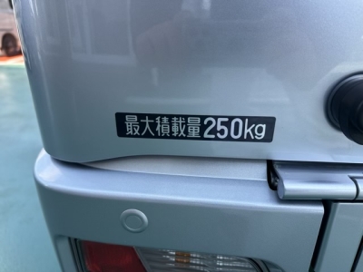 ハイゼットカーゴ(ダイハツ)ディーラ-試乗車 内外装写真他２