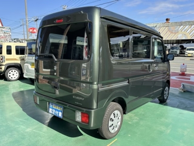 エブリイバン(スズキ)届出済未使用車 前席内装