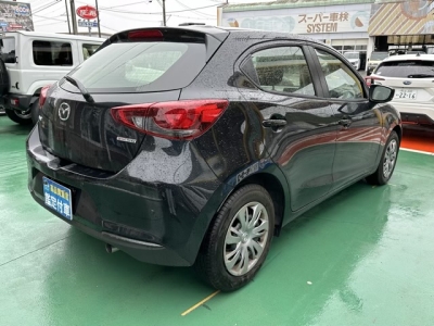 MAZDA2(マツダ)中古車 内外装写真他２