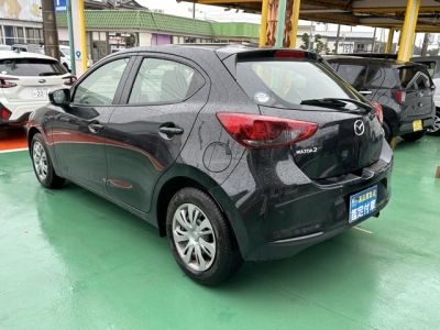 MAZDA2(マツダ)中古車 後方