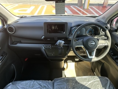 デイズ(ニッサン)届出済未使用車 内外装写真他２