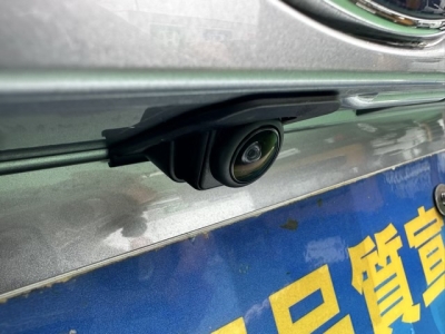 インプレッサスポーツ(スバル)中古車 内外装写真他