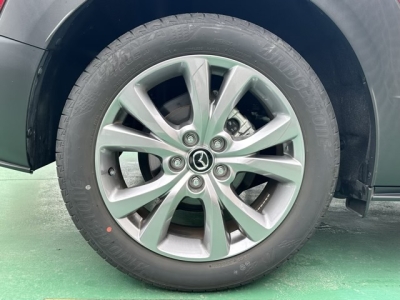 CX-30(マツダ)中古車 後席内装