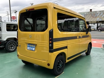 N-VAN(ダムド)届出済未使用車 前席内装