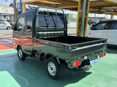 キャリートラック(スズキ)届出済未使用車 後方