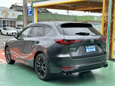 CX-60(マツダ)中古車 後方