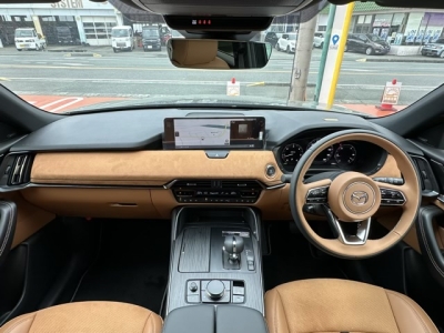 CX-60(マツダ)中古車 後席から見た前席