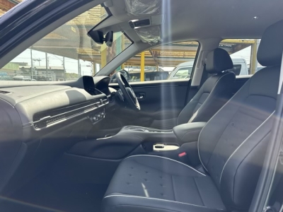 ZR-V(ホンダ)ディーラ-試乗車 前席内装