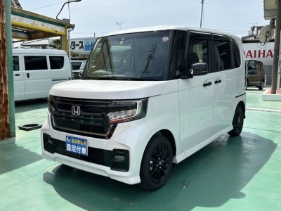 N-BOXカスタム(ホンダ)中古車 前方