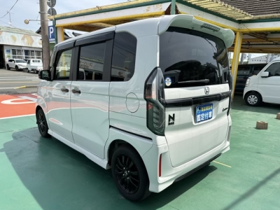 N-BOXカスタム(ホンダ)中古車 後方