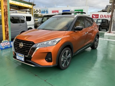 キックス(ニッサン)中古車 前方