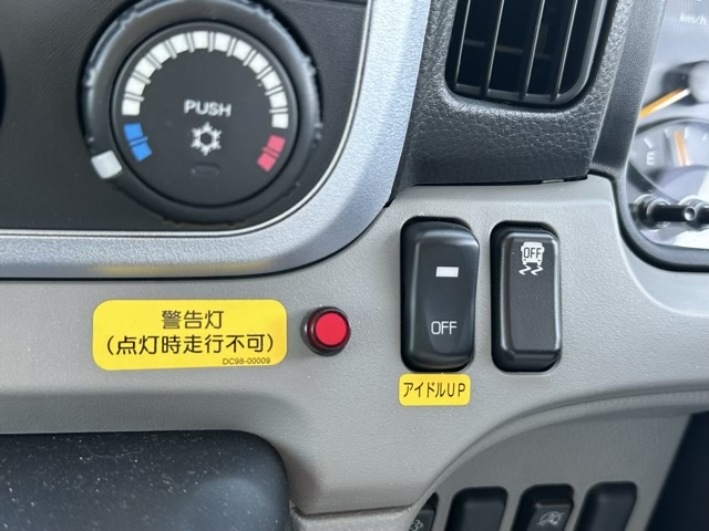 キャンター(三菱)レンタ登録済未使用車 26