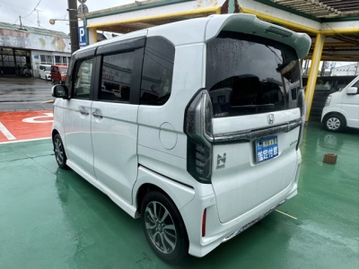 N-BOXカスタム(ホンダ)中古車 後方
