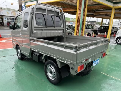 キャリートラック(スズキ)届出済未使用車 後方