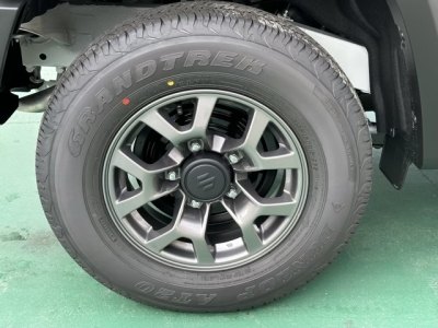 ジムニーシエラ(スズキ)登録済未使用車 内外装写真他