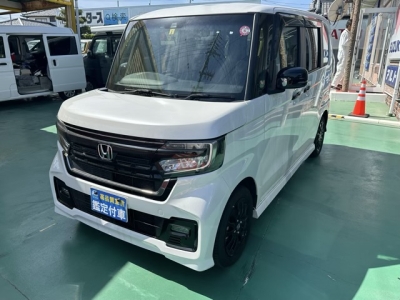 N-BOXカスタム(ホンダ)中古車 前方