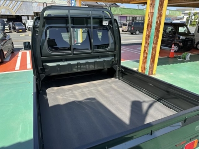 キャリートラック(スズキ)中古車 後席内装