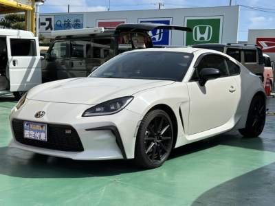 GR86(トヨタ)ディーラ-試乗車 前方