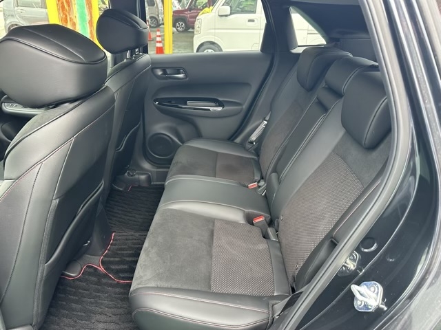 フィット(ホンダ)中古車 4