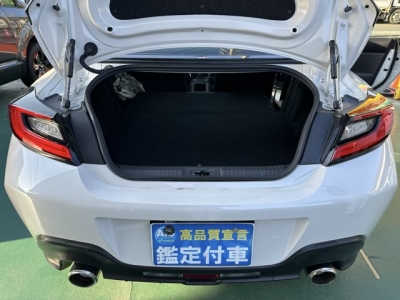 GR86(トヨタ)中古車 後席内装