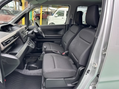 ワゴンＲ(スズキ)中古車 前席内装