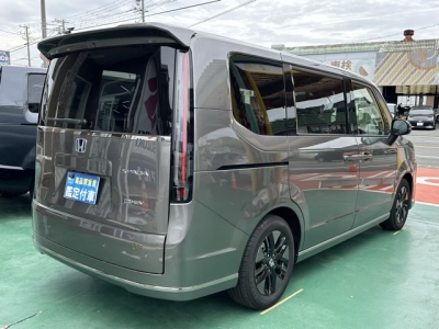 ステップワゴン(ホンダ)登録済未使用車 前席内装