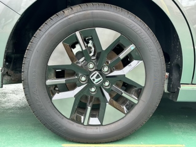ステップワゴン(ホンダ)登録済未使用車 後席内装