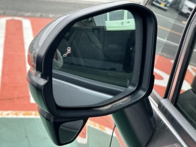 ステップワゴン(ホンダ)登録済未使用車 後席から見た前席
