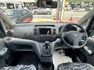 NV200バネットバン(ニッサン)中古車 後席内装