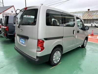 NV200バネットバン(ニッサン)中古車 内外装写真他１