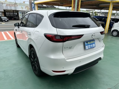 CX-60(マツダ)中古車 後方