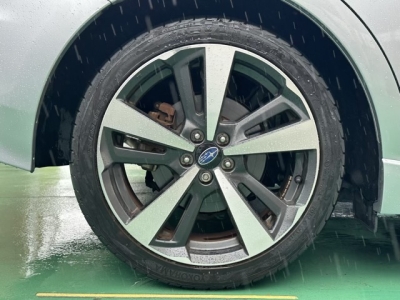 インプレッサスポーツ(スバル)中古車 後席内装