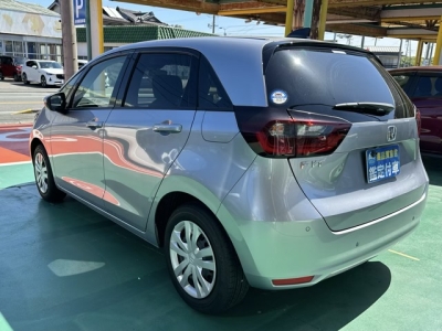 フィット(ホンダ)中古車 後方