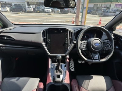 WRX S4(スバル)ディーラ-試乗車 内外装写真他