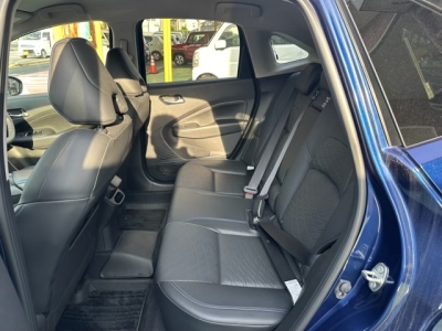 ノート(ニッサン)中古車 後席内装