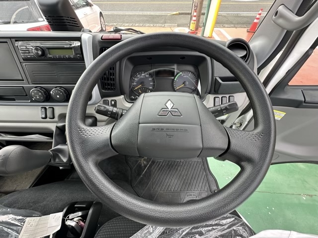 キャンター(三菱)中古車 18