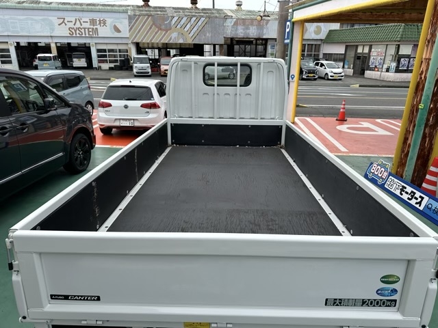 キャンター(三菱)中古車 7