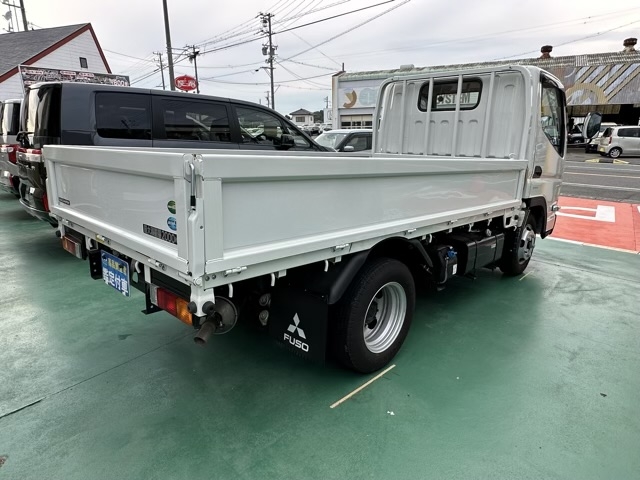 キャンター(三菱)中古車 8