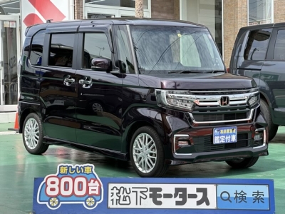 N-BOXカスタム(ホンダ)中古車 全体