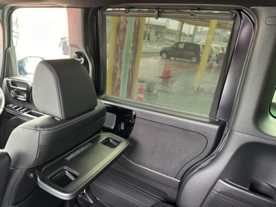 N-BOXカスタム(ホンダ)中古車 内外装写真