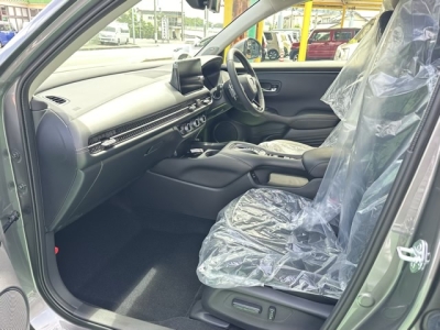 ZR-V (ホンダ)登録済未使用車 前席内装