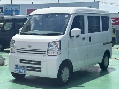 エブリイバンのOEM(スズキ)ディーラ-試乗車 前方