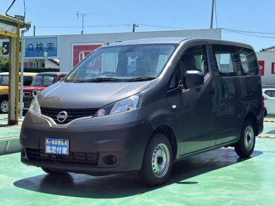 NV200バネットバン(ニッサン)登録済未使用車 前方