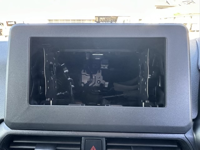 デイズ(ニッサン)新車見本展示有 19