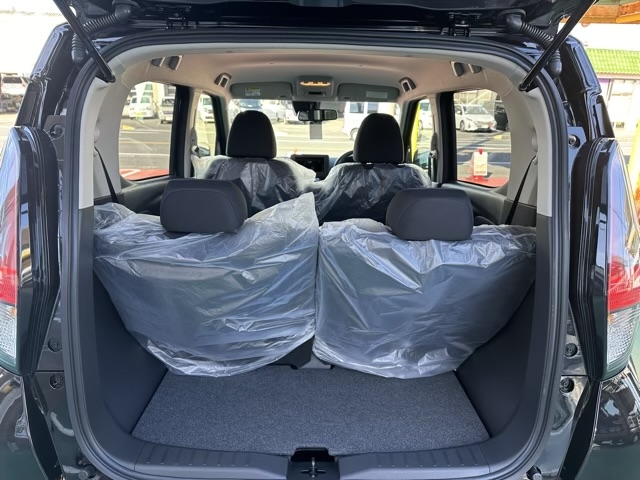 デイズ(ニッサン)新車見本展示有 8