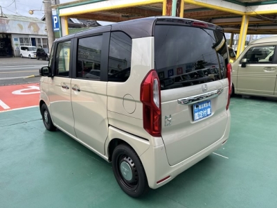 N-BOX(ホンダ)中古車 後方